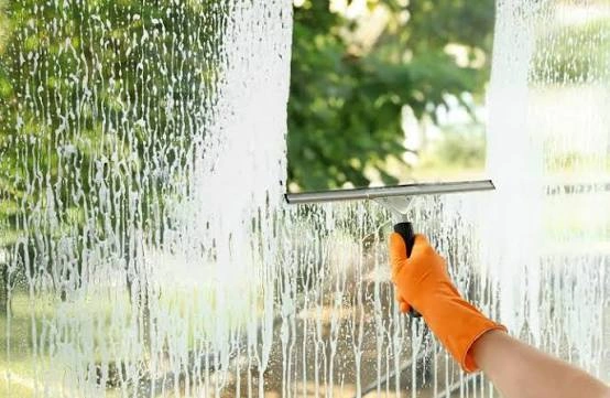 what is the best homemade window cleaning solution