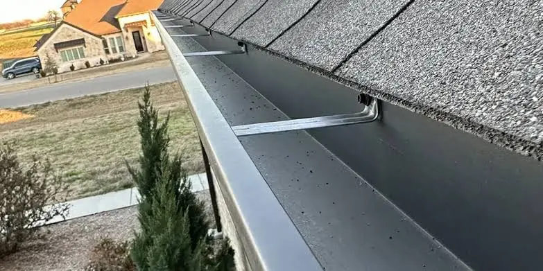 how much does it cost to install gutters